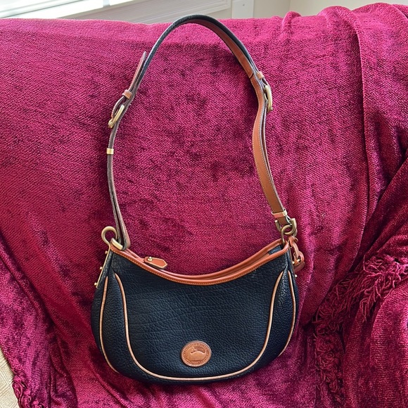 VINTAGE - Dooney & Bourke Large Leather Shoulder Bag - Picture 2 of 12